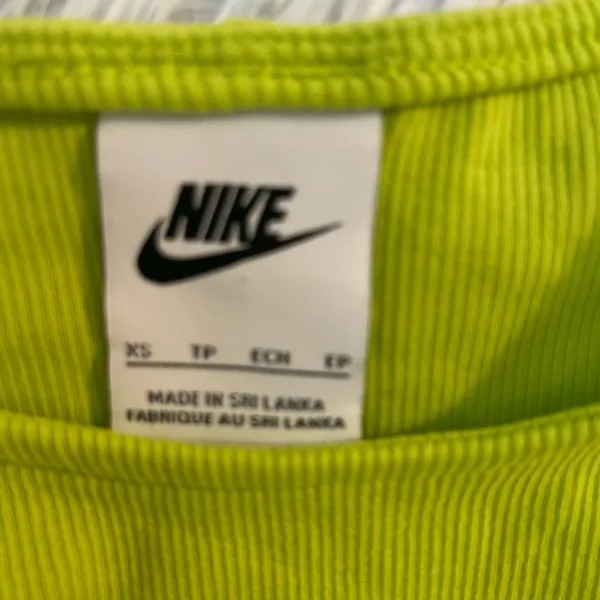 Lime green Nike air workout yoga running sports crop top - Image 3