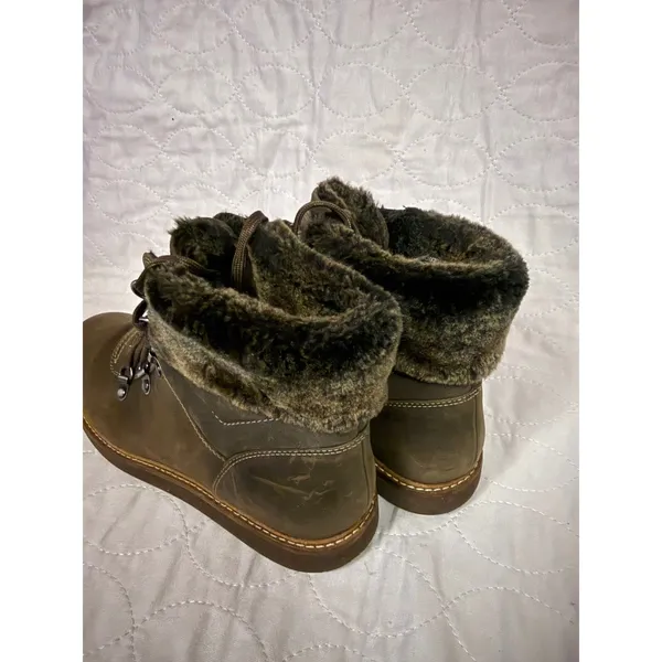 Clarks Glick Clarmont Khaki Brown Leather Faux Fur Lined Ankle Boots Womens 8.5 - Image 2