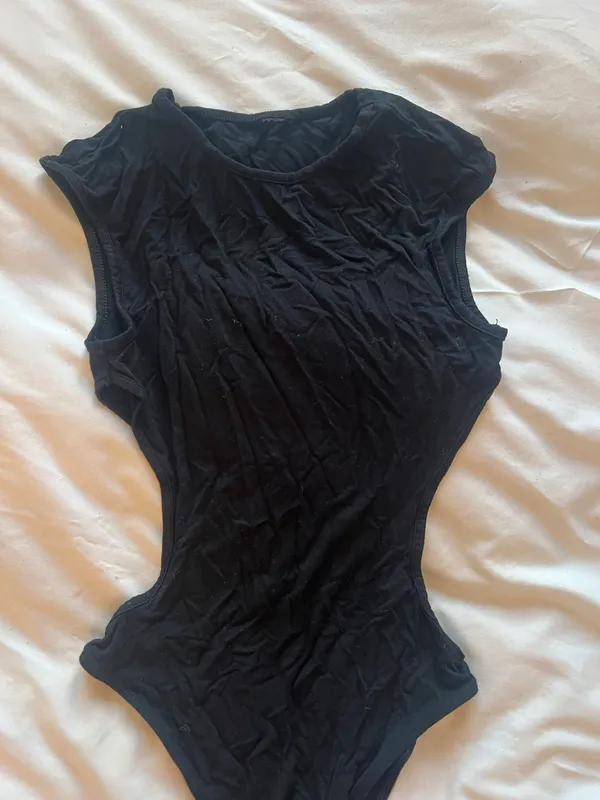 Black Cut Out Bodysuit - Image 2