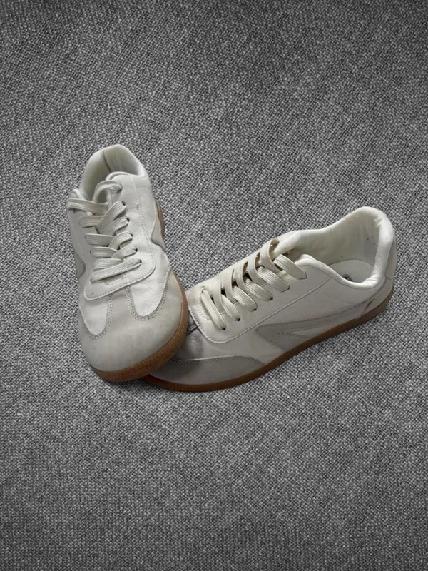 Cream Retro Gum Sole Casual Sneakers Size 10 - Image 4