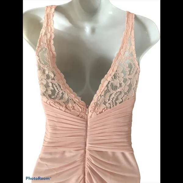 David’s Bridal Soft Pink Bridesmaid Formal Chiffon Gown Size 4 Wedding Event - Image 4
