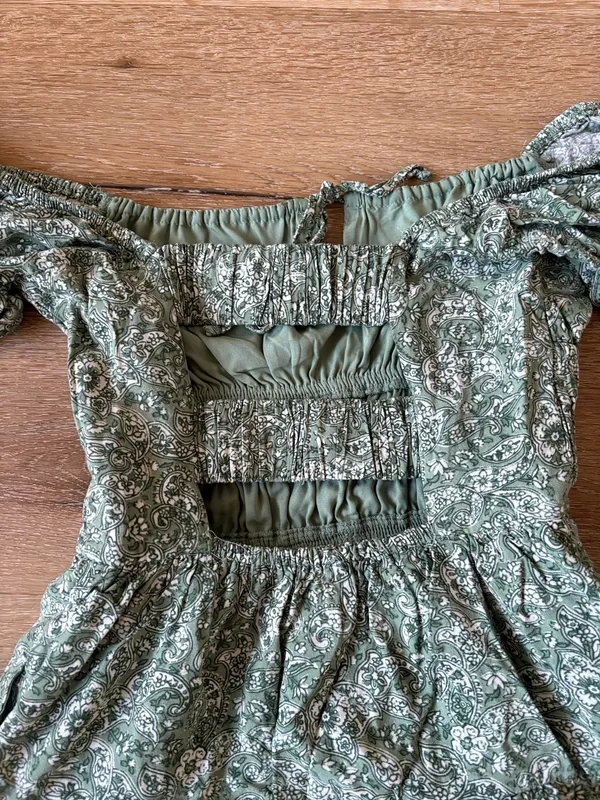 Hollister Green Floral Paisley Off The Shoulder Dress - Image 9