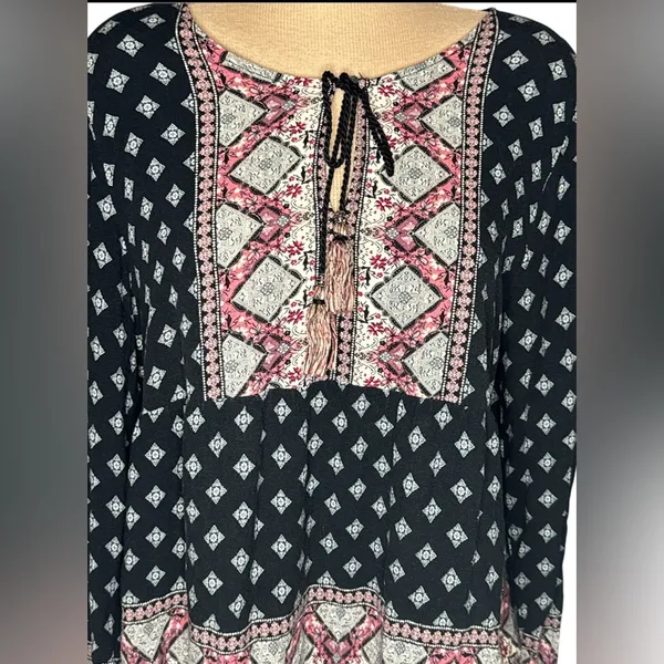 Artesia Boho Long Sleeve Floral Empire Waist Top Black Pink Size XL - Image 3
