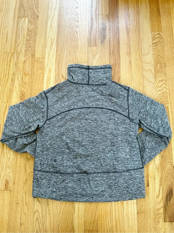 lululemon Ready to Rulu Fleece Pullover Heathered Black Size 6 - Image 10