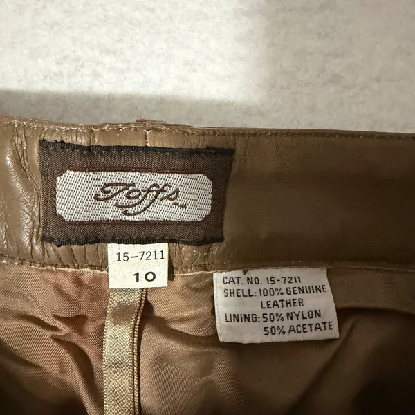 Toffs Vintage Tan Brown 100% Genuine Leather High Waisted Pleated Pants Size 10 - Image 2