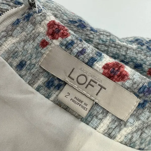 Loft size 2 pencil skirt blue gray‎ white red hidden rear zip - Image 6