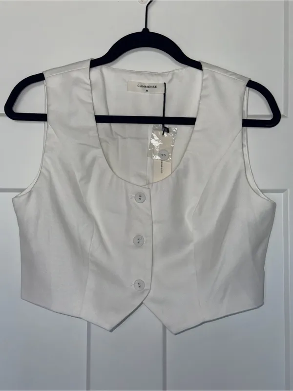 NWT Commense Solid White Vest Size M - Image 2