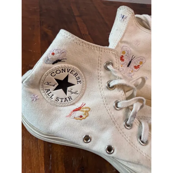 Converse Chuck Taylor All‎ Star High Top Butterfly Embroidered Cream A05979C 8.5 - Image 2