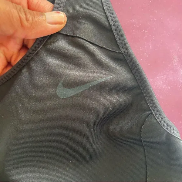 Nike Women's Black Bra - Image 2