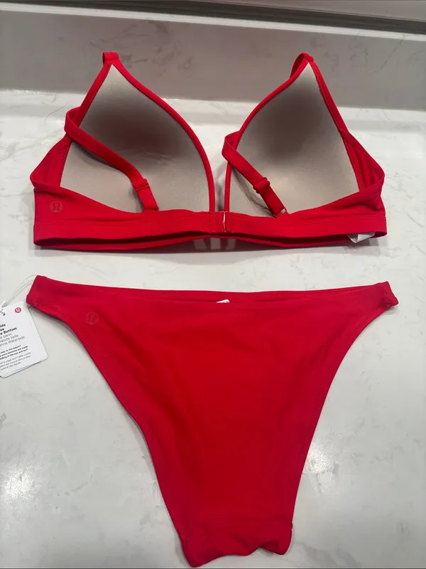 Lululemon waterside bikini top size C bottoms size 8 - Image 4