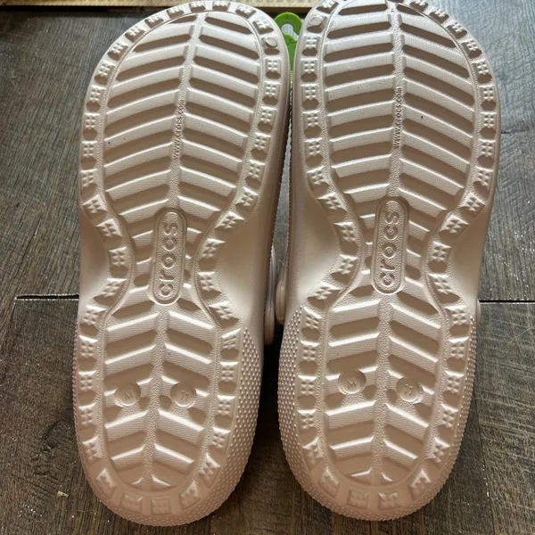 Crocs Classic Lined Clogs Quartz Pink Fuzzy Fur Slippers 203591-6UR Womens 11 - Image 5