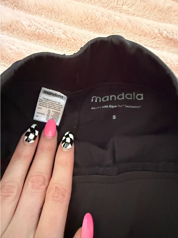 Mandala Scrubs Joggers High-Waisted Black - Image 3