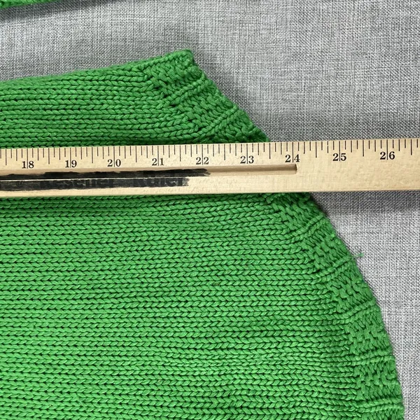 Lauren Ralph Lauren Sweater Womens PM Green Crew Neck Chunky‎ Knit Shirttail Hem - Image 4