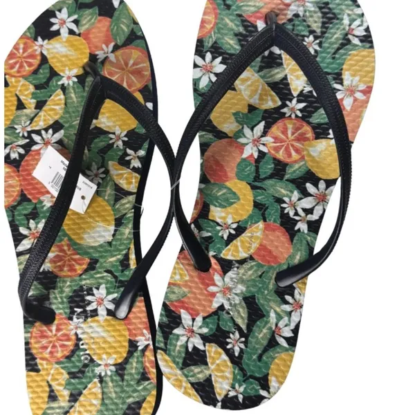 Old Navy Women's Black-Strap Flip Flops with Citrus Floral Print Sz 7 New - Image 5