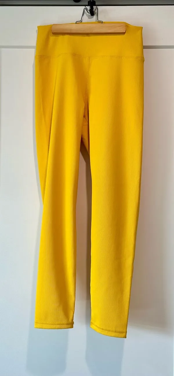 NWT WILO The Label Butter Yellow Ribbed High Rise Leggings L - Image 2