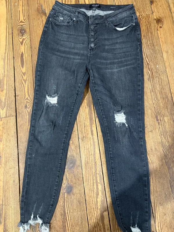 Judy Blue Distressed Jeans - Image 4