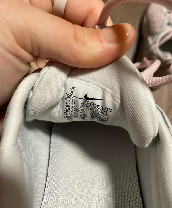 Nike Air Max 270 React Shoes - Image 4