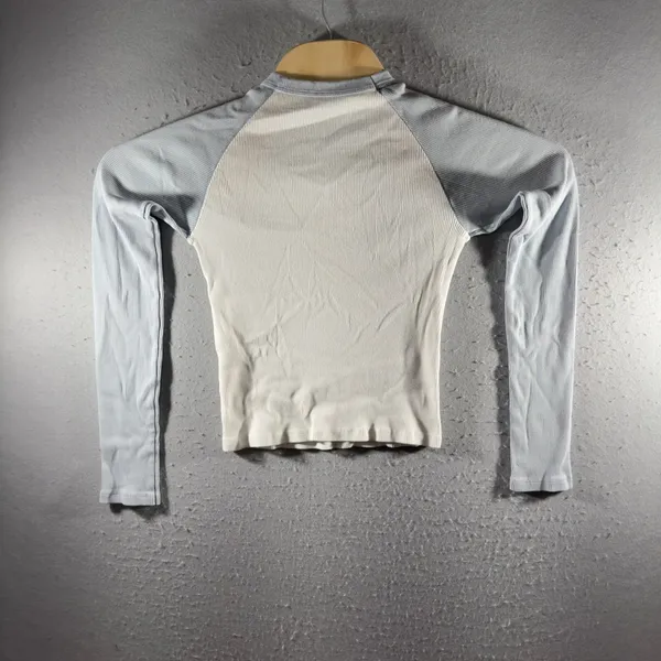 3216 | John Galt Ribbed Cropped Baseball Tee Blue Cream Long Sleeve One Size - Image 2
