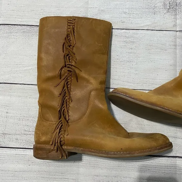 Bass Distressed Boots Size 11 - Image 7
