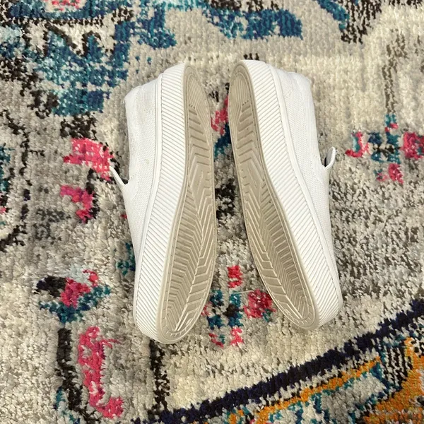 Cariuma IBI Knit White Neutral Slip-On Casual Summer Comfy Sneakers 7.5 - Image 3