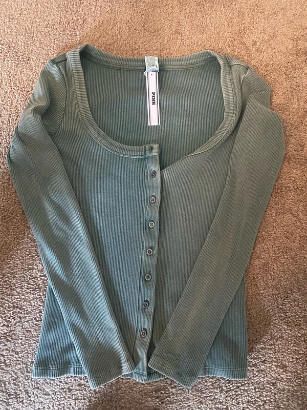 Victoria’s Secret Ribbed Long Sleeve - Image 2