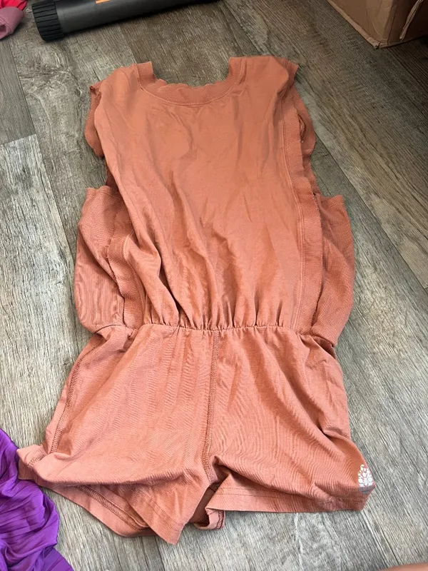 FREE PEOPLE Movement Hot Shot Shortsie in Sequoia Size X-Small - Image 6