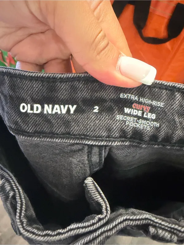 Old Navy Extra High Rise Curvy Wide Leg Cotton Blend Jeans Size 2 - Image 2