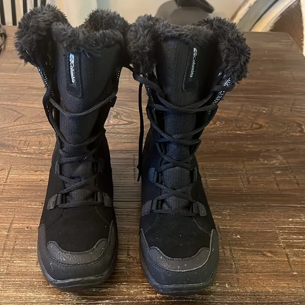Columbia Womens Size 7 Snow Boots Black Omni-Heat Waterproof Winter YL5328-010 - Image 4