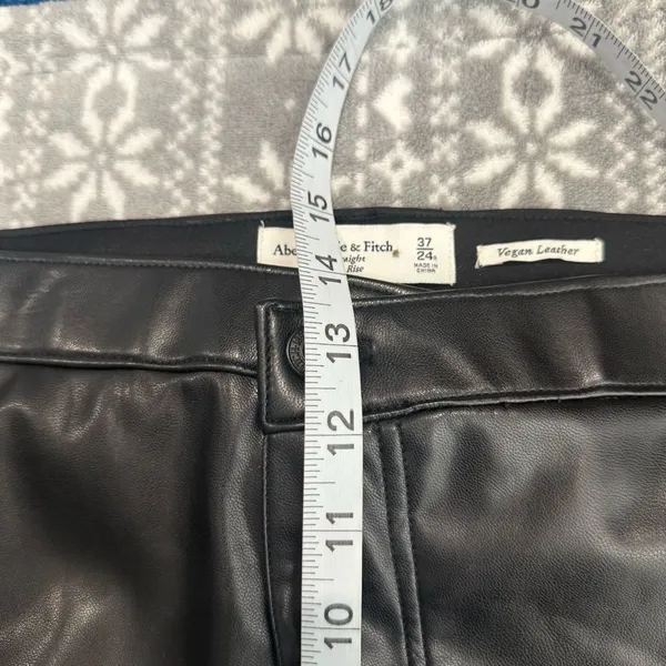 NEW Abercrombie & Fitch Curve Love 90's Straight Ultra High Rise Black 24 Plus - Image 10