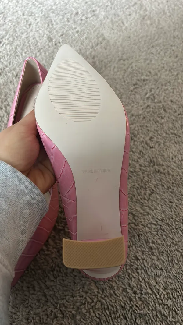 Pink Pumps - Image 4