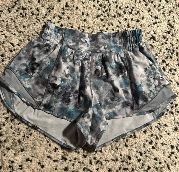 Shorts - Image 2