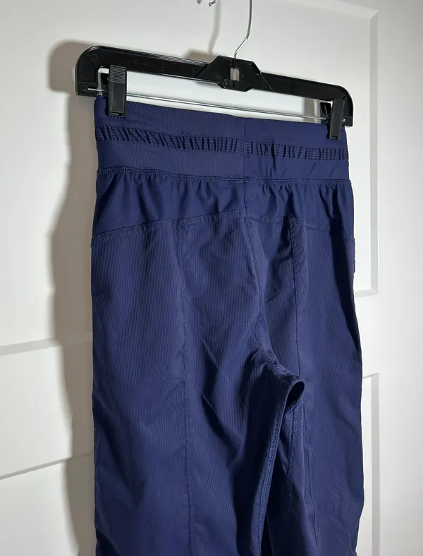 Size 4 pants Blue - Image 6