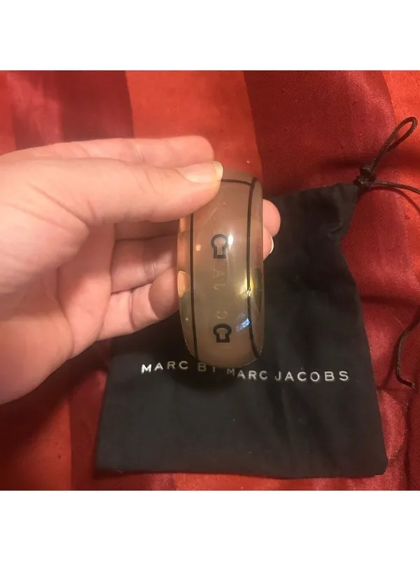 Marc Jacobs Taupe Bangle Bracelet - Image 5