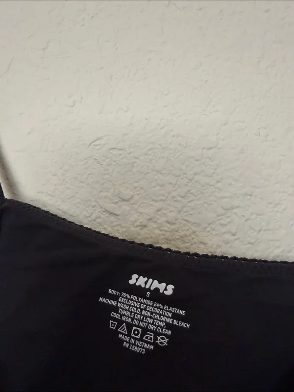 SKIMS FITS EVERYBODY Cami - Onyx Size S nwot - Image 5