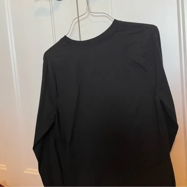 Black Champion Long sleeve size medium - Image 4