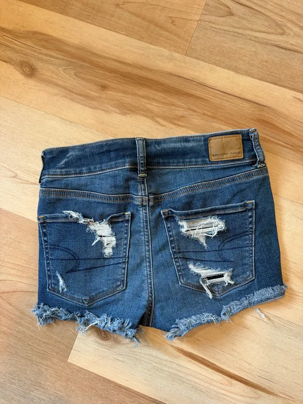 American Eagle Jean Shors - Image 3