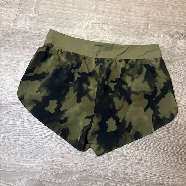 •VRST• CAMO RUNNING SHORTS Green Size L - Image 5