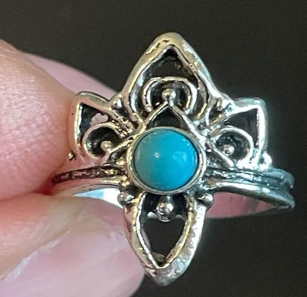 Turquoise stone boho ring size 4.5 - Image 6