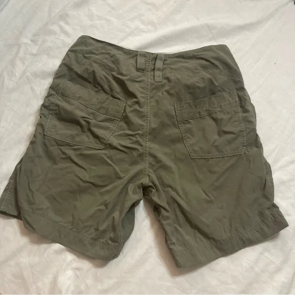 Mountain Hardwear Green Lightweight Hiking Shorts Size 8 Outdoor Activewear - Image 2