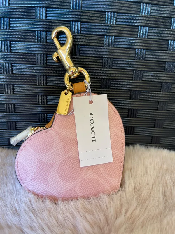 NWT Coach POWDER PINK Heart Bag Charm In Signature Canvas CEA22 Gold/Powder Pink - Image 3