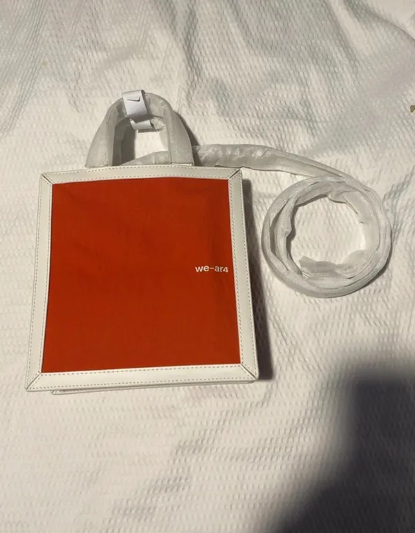 Notebook Tote Bag Orange - Image 4