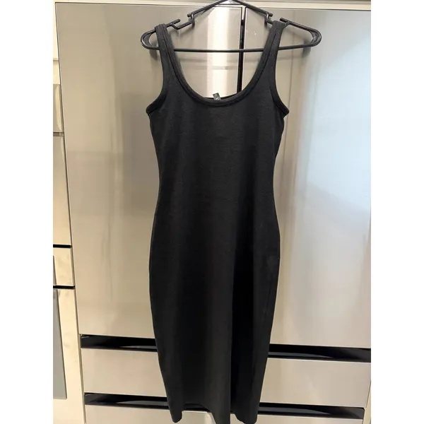 Vuori Halo Essential Gray Athleisure Athletic Sporty Dress Size S - Image 3