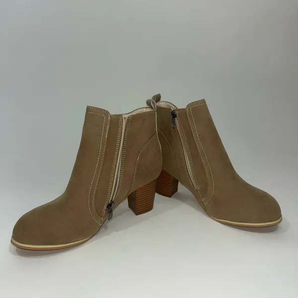 Women's Tan Ankle Boots Size 8 - Image 5