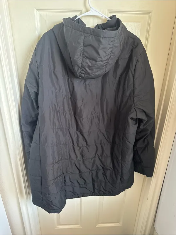 Women’s The North Face Puffer Coat - Image 2