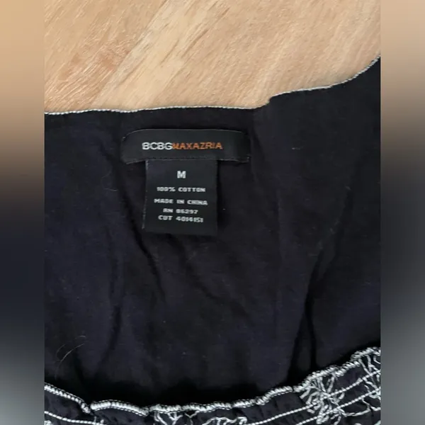 BCBGMaxAzria black and white tank. Size Medium. - Image 3
