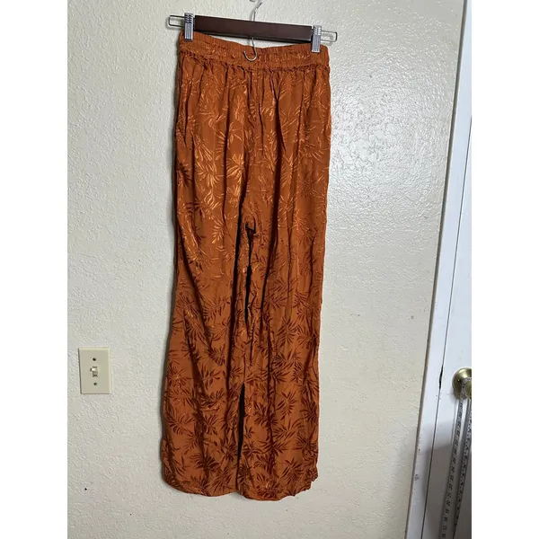 L*Space In Your Dreams Pajama Set size S in Amber Palm Jacquard Satin Lounge - Image 5
