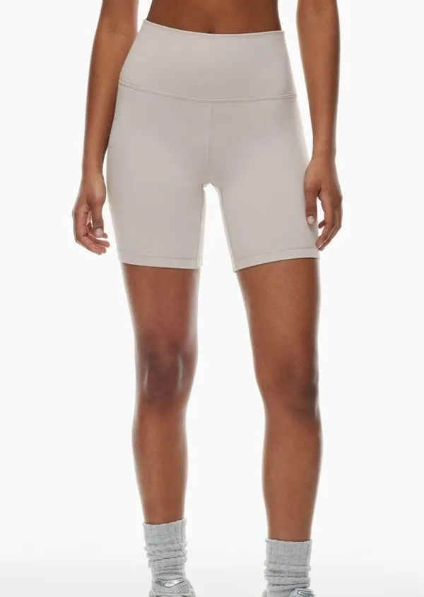 Aritzia Golden LIFE New Cheeky Hi-Rise 7" Short - Image 2