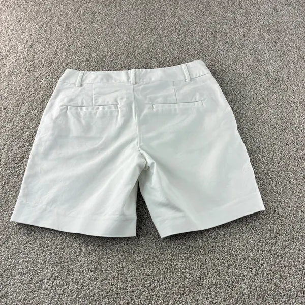 Lilly Pulitzer Women's White Bermuda Shorts‎ Pockets Golf Preppy Casual Size 2 - Image 4