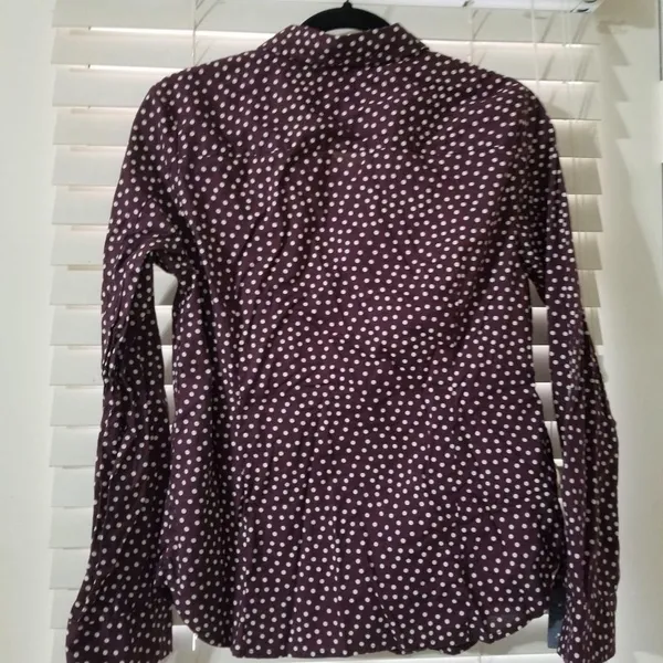 Tommy Hilfiger / M / Burgundy Polka Dot Button Up - Image 4