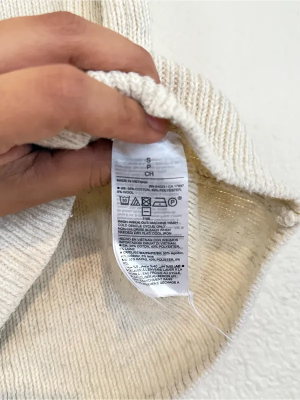 Old navy sweater tank top - Image 4